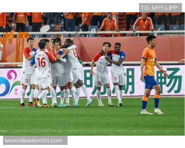 北京人和与上海队的精彩对决谁能在赛场上笑到最后 北京人和与上海队的精彩对决谁能在赛场上笑到最后