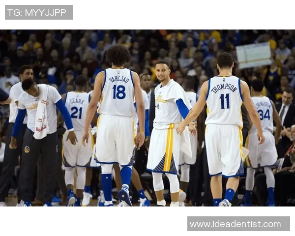 达拉飞马与太阳的激烈对决揭示了NBA季后赛的无限可能性与精彩瞬间