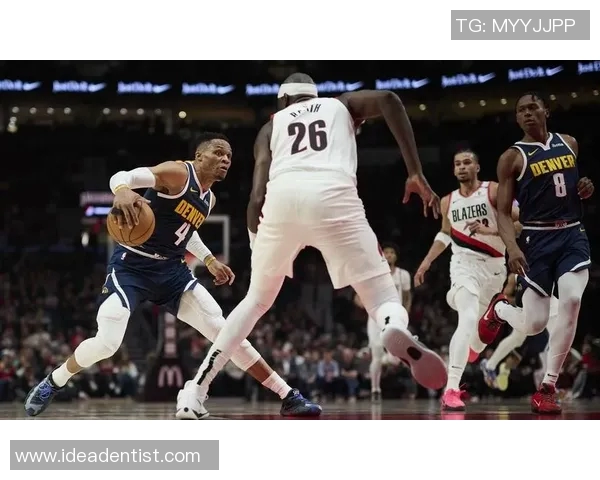 季后赛激战来袭灰熊与快船谁能笑到最后争夺晋级名额