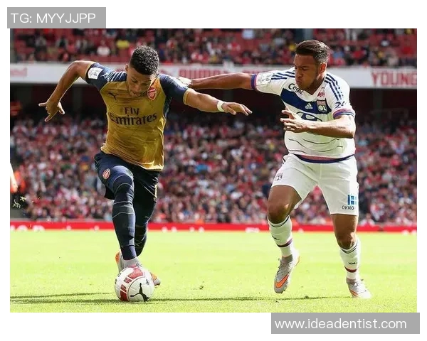 夏洛特独立与坦播完的精彩对决分析与赛季前景展望