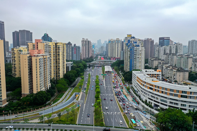 尊龙凯时：行业洗牌中跑出了一批新的民营“地产黑马”